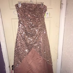 Peach prom dress